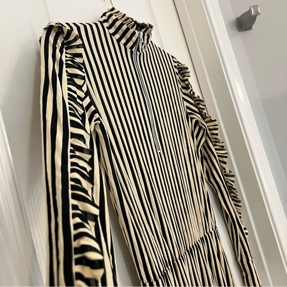 Zara Beige/Black Striped Ruffle Front Split Dress. - Picture 7 of 9